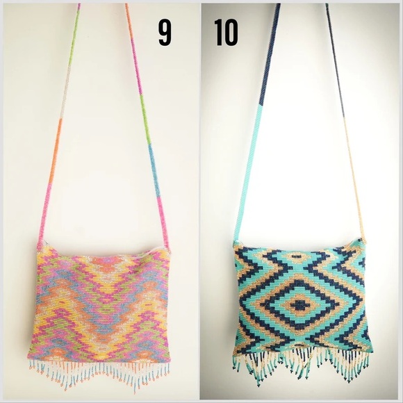 Genuine fully beaded crossover bag! Indignous made beaded bag - Picture 8 of 11